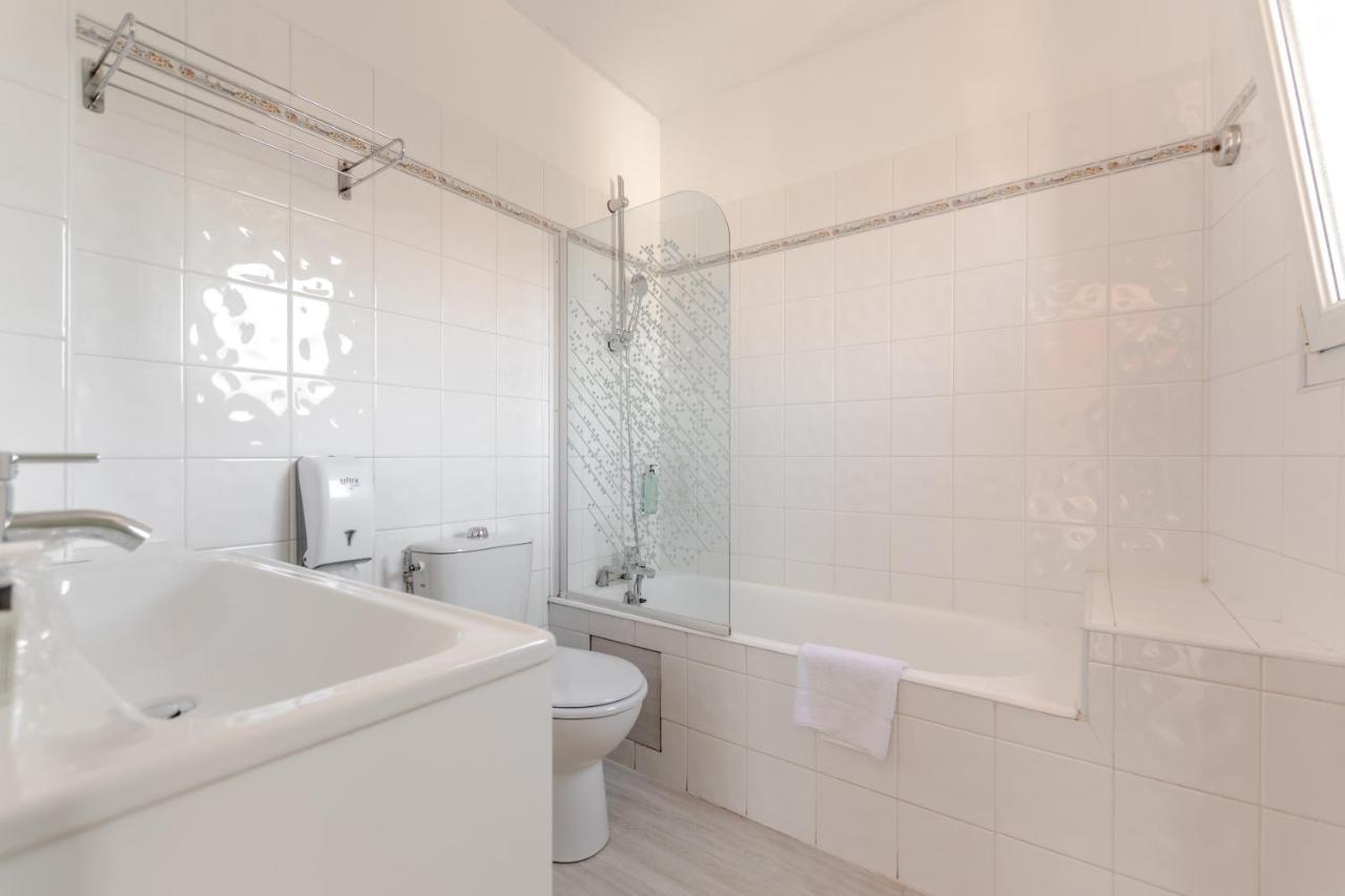 Hotel Provencal Saint-Raphaël Buitenkant foto