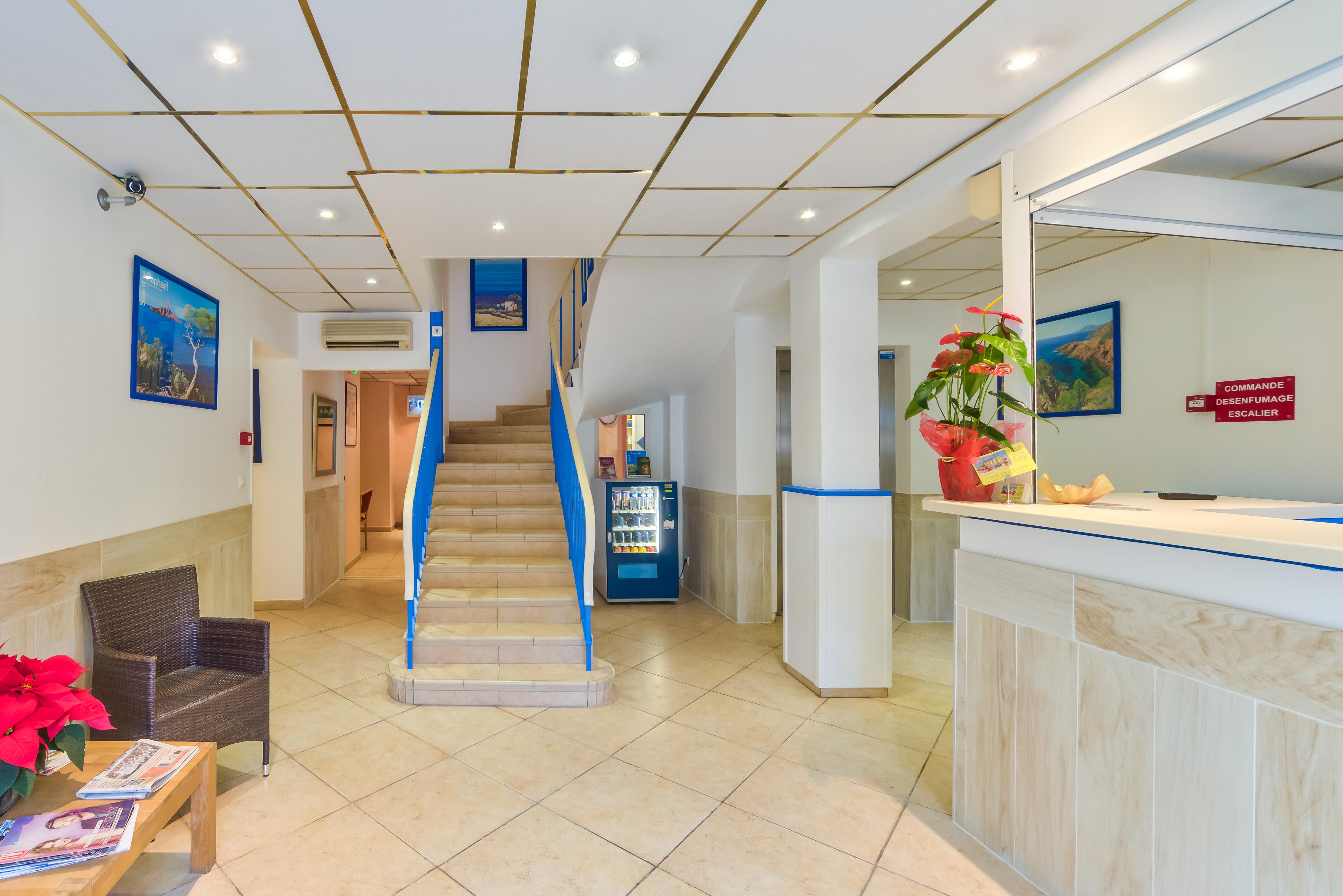 Hotel Provencal Saint-Raphaël Buitenkant foto