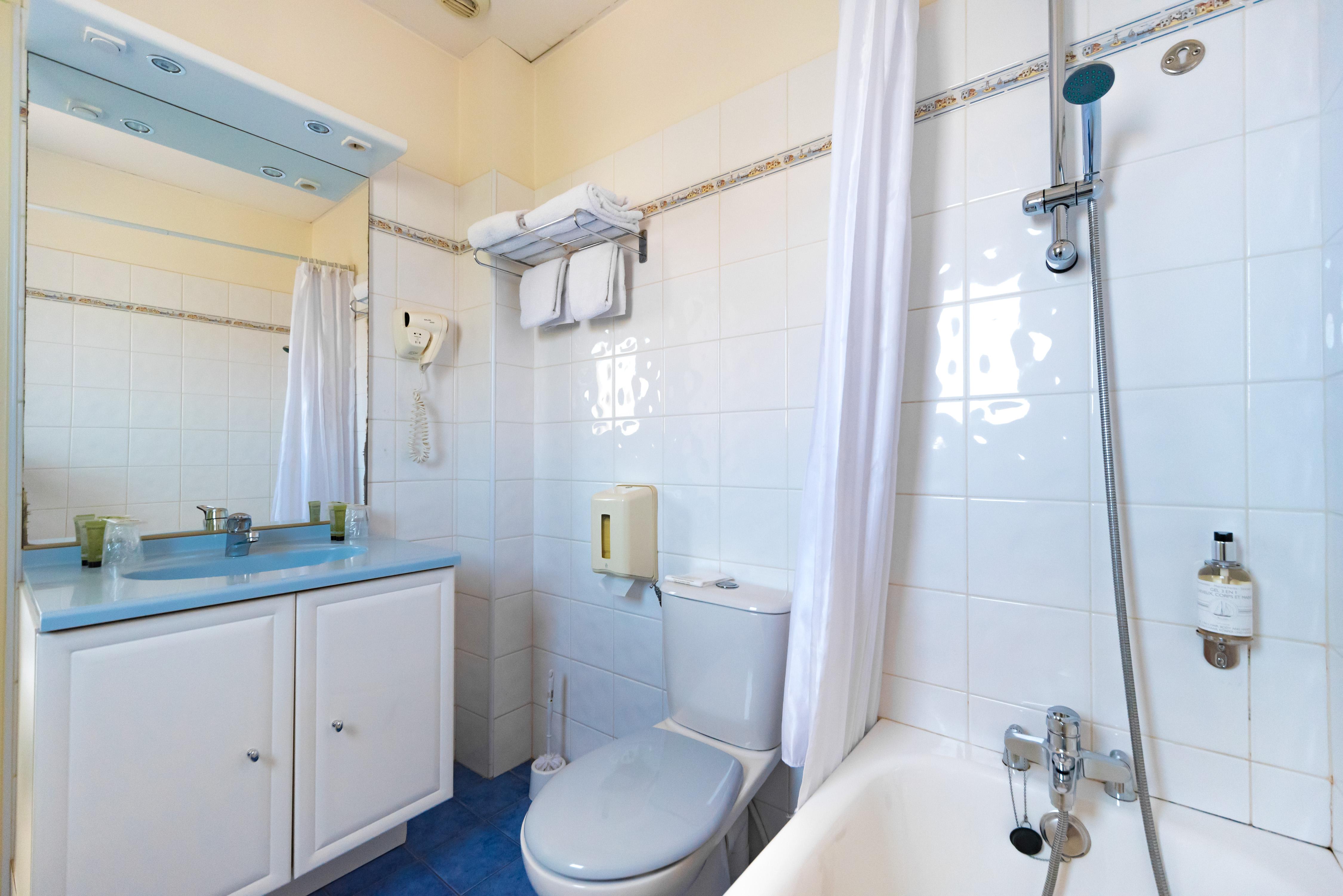 Hotel Provencal Saint-Raphaël Buitenkant foto