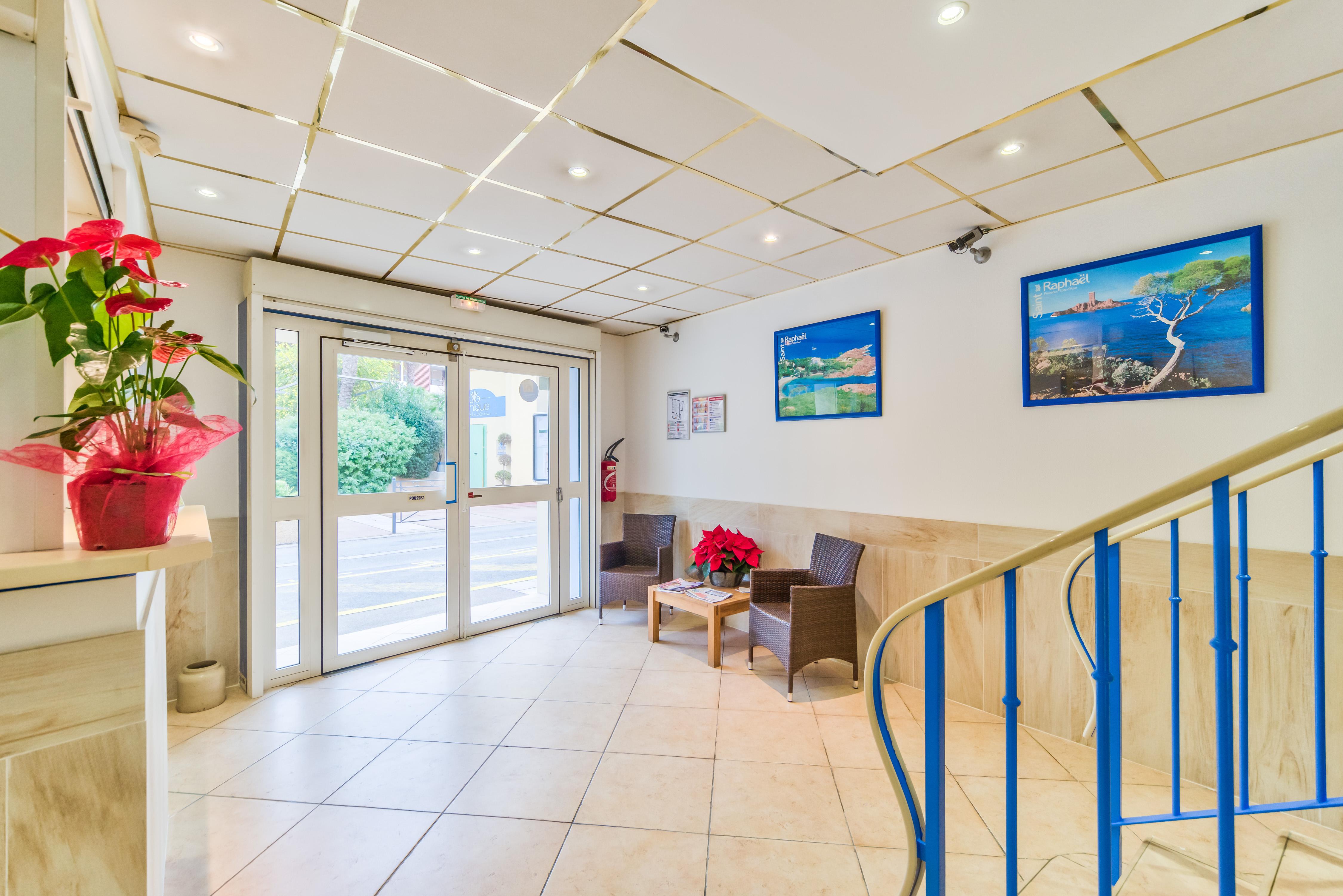 Hotel Provencal Saint-Raphaël Buitenkant foto