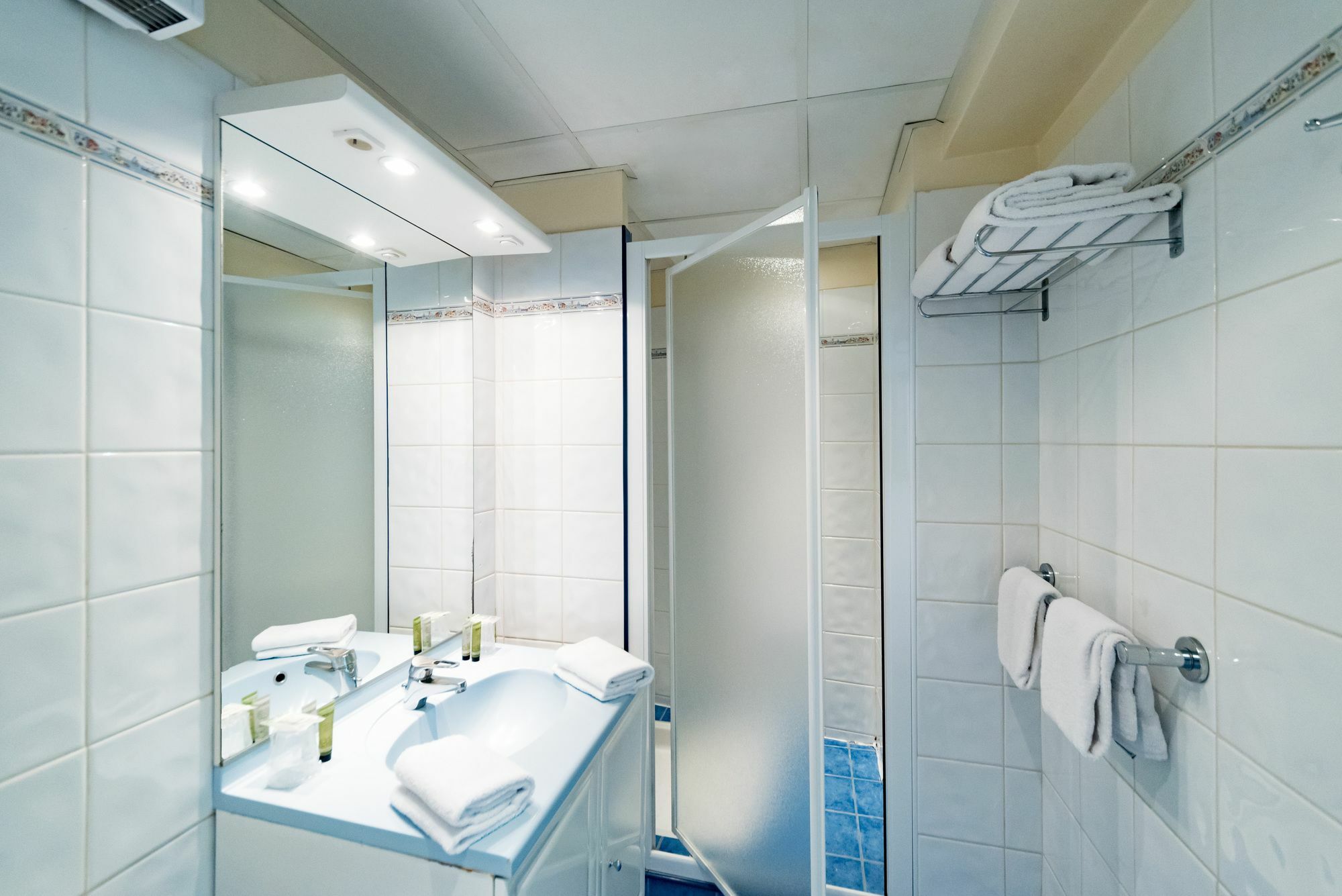 Hotel Provencal Saint-Raphaël Buitenkant foto